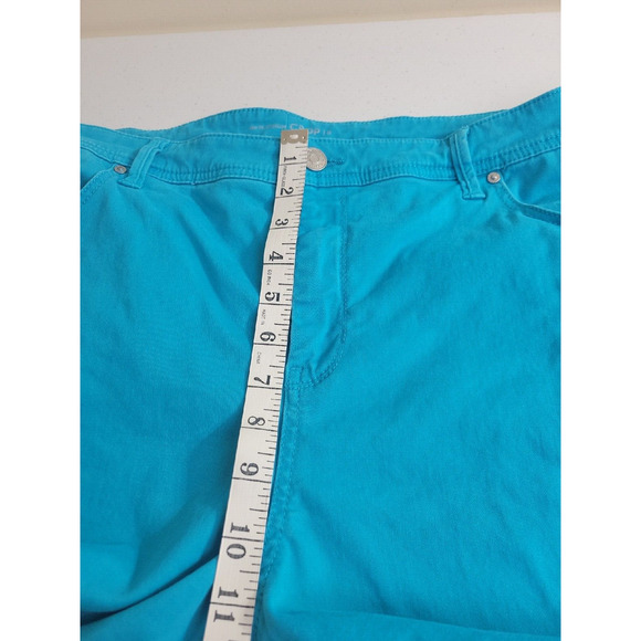 Chico's Blue The Platinum Straight Leg High Rise Cropped Pants Sz 3 (XL 16) - Picture 5 of 8